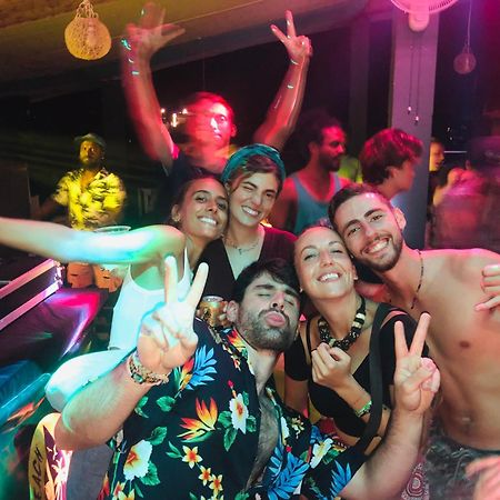 Beach Break Surf Hostel 韦利格默 外观 照片