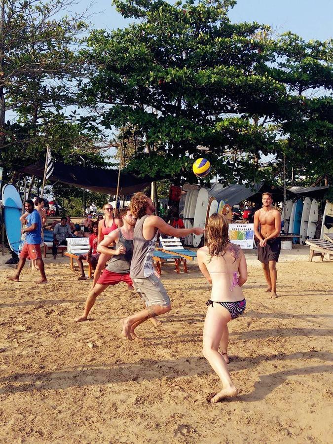 Beach Break Surf Hostel 韦利格默 外观 照片